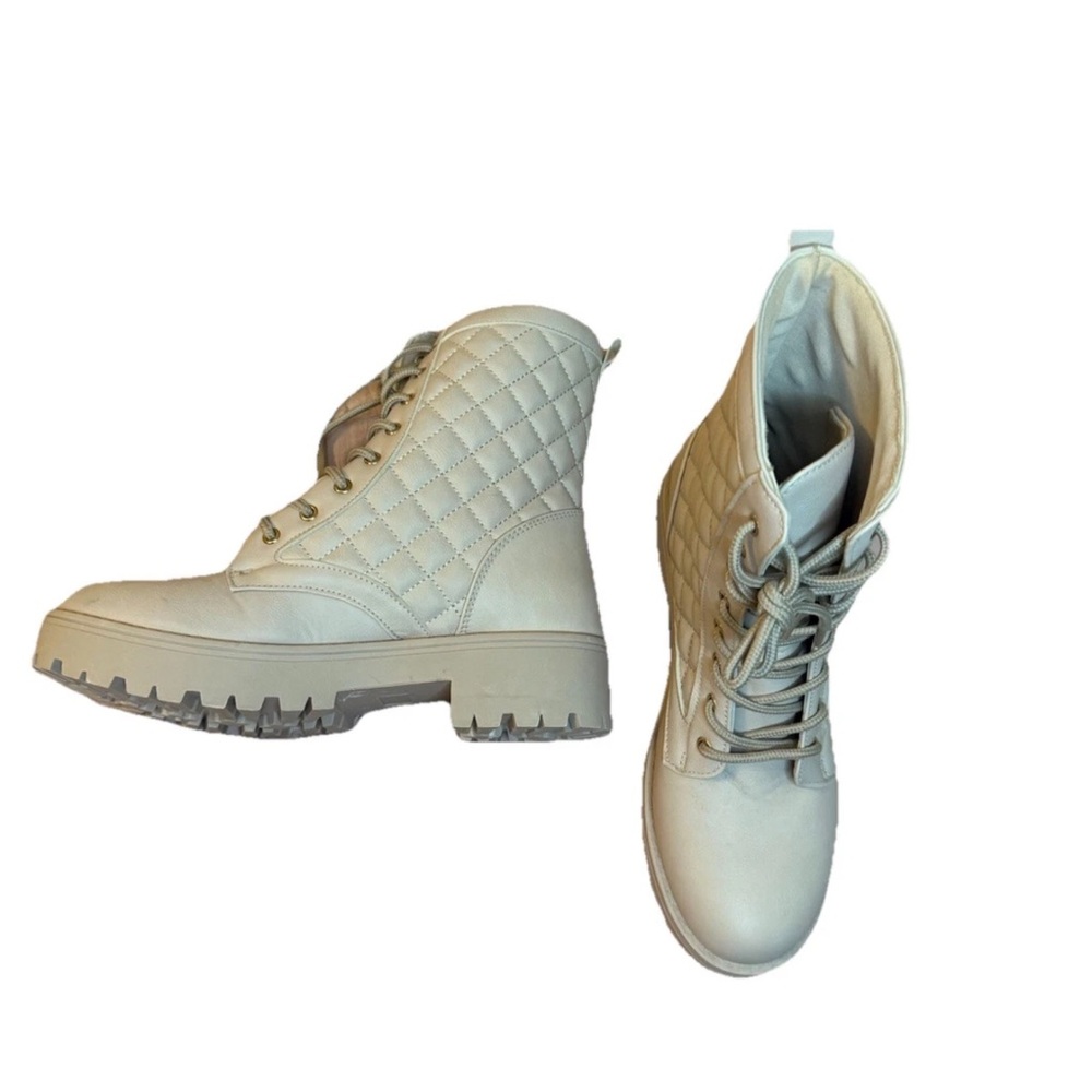 Olivia Miller Quilted Combat Boots Women’s 8